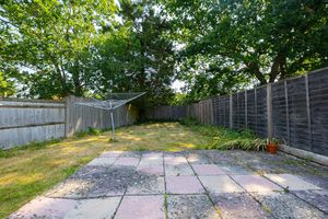 Gresham Avenue